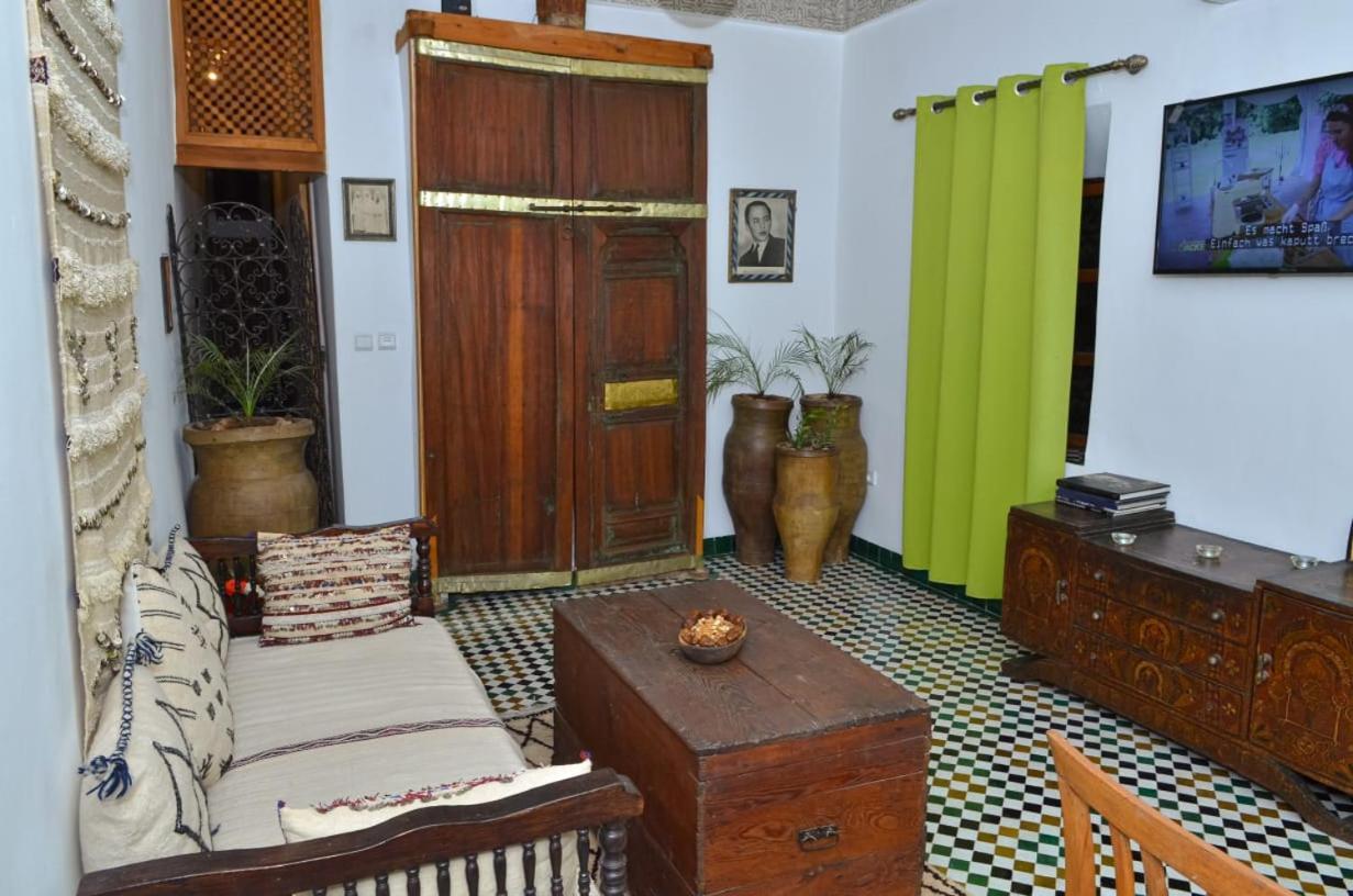 Appartement Khmissa Фес Екстериор снимка