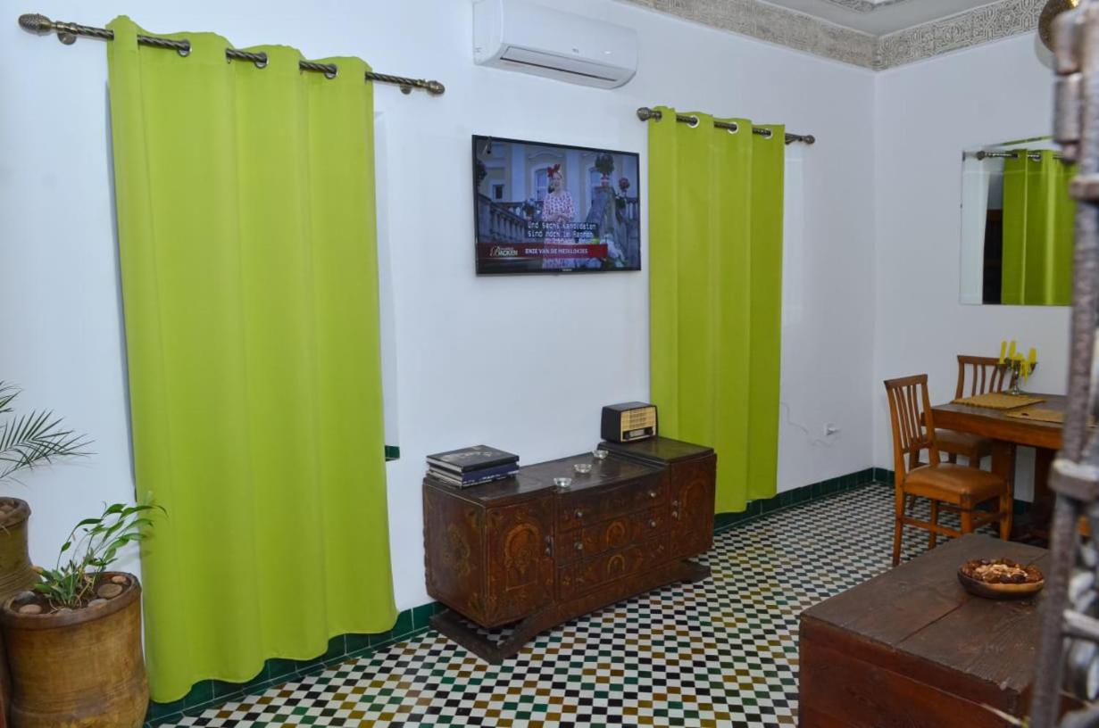 Appartement Khmissa Фес Екстериор снимка