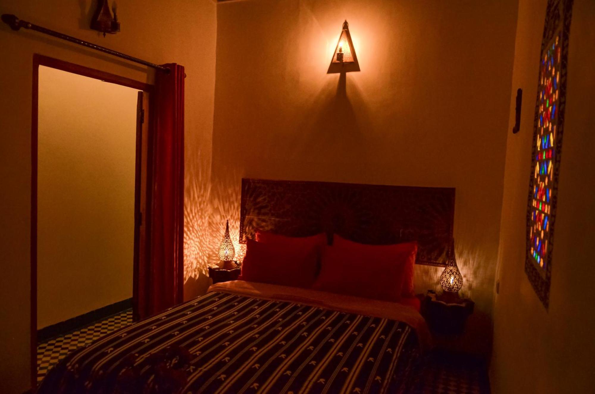 Appartement Khmissa Фес Екстериор снимка