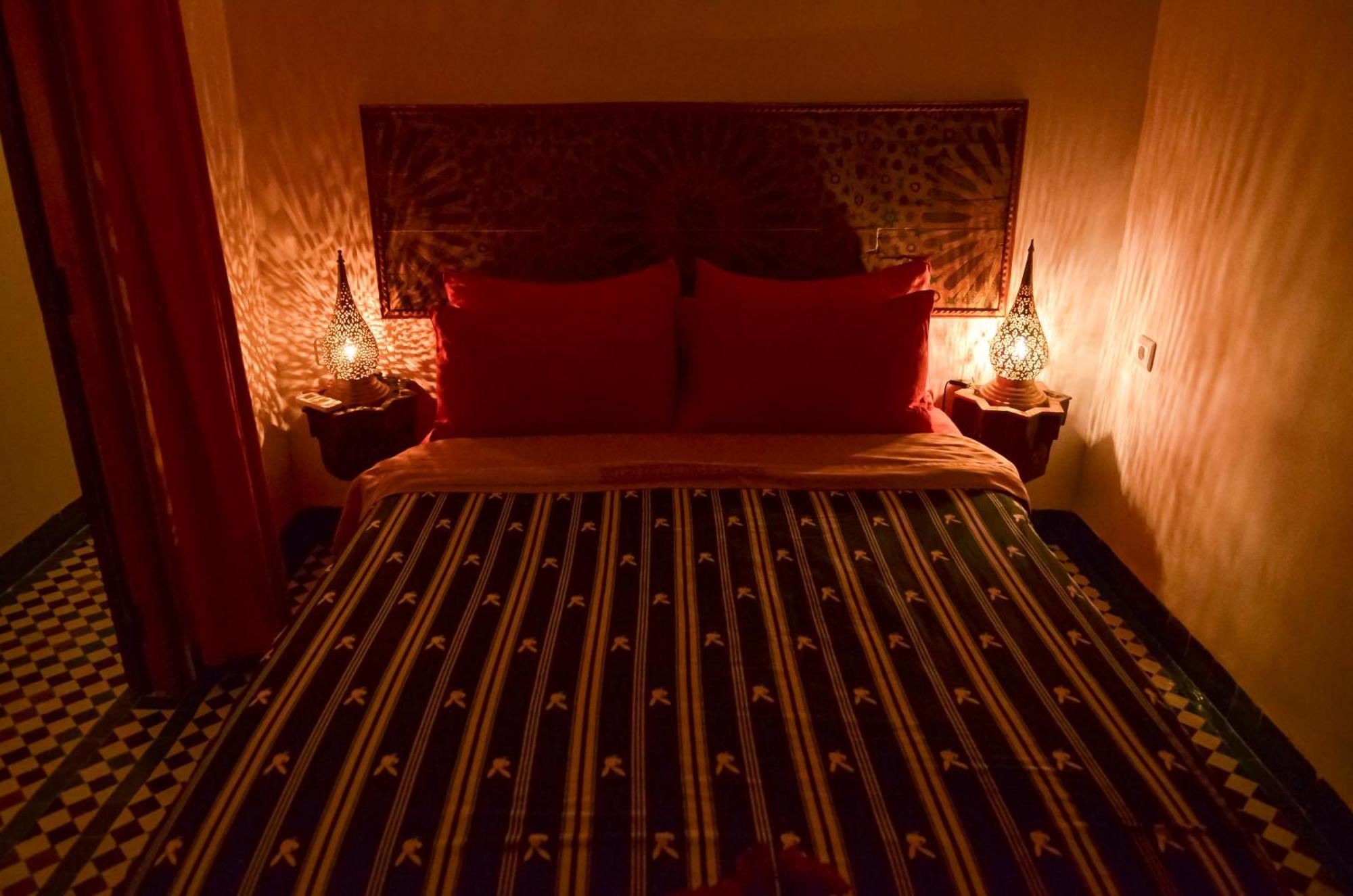 Appartement Khmissa Фес Екстериор снимка